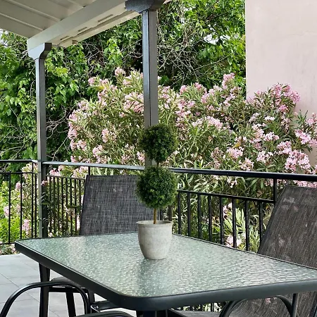 Апартаменты The Vineyard Lefkas